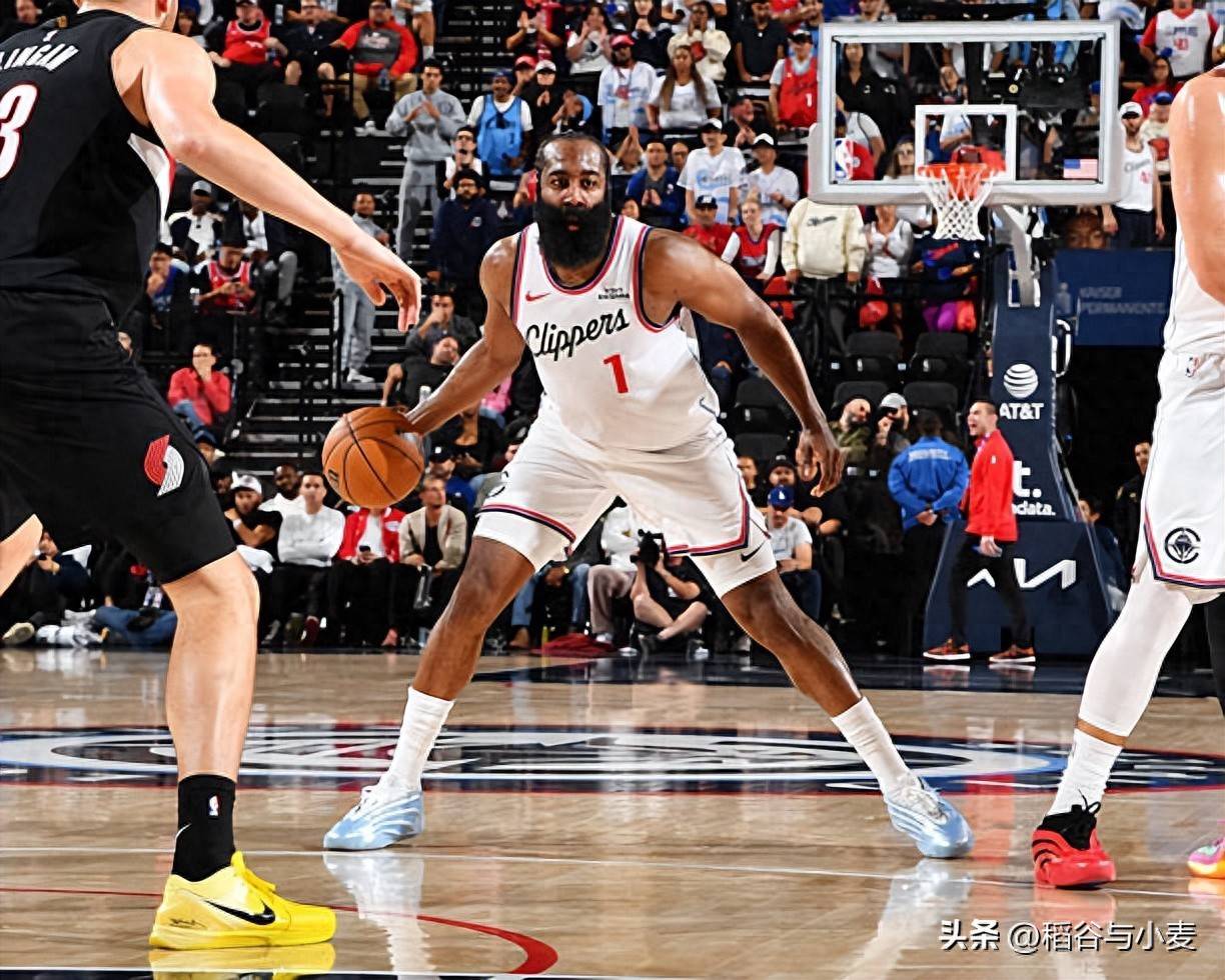 包含新奥尔良鹈鹕迎NBA总决赛关键赛，集结日状态回暖，压力陡增，心理建设被强调的词条