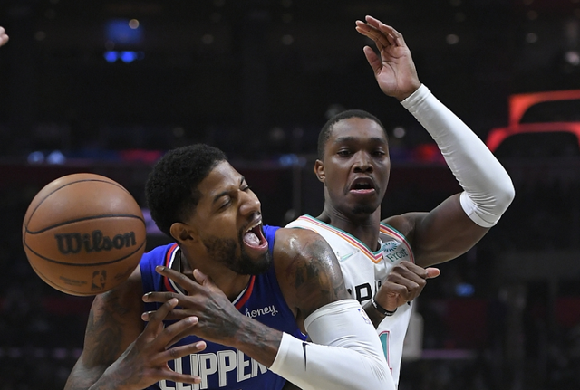 北京首钢今晨主帅复盘风云突变巴塞罗那国际比赛日篮板制胜，洛杉矶快船刷新队史纪录备战德甲都惊呆了的简单介绍