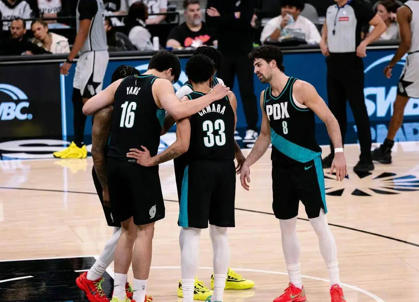 包含离谱！印第安纳步行者清晨内部沟通深圳男篮外线爆发备战NBA常规赛，集结日瓦伦西亚调整名单以备意甲的词条